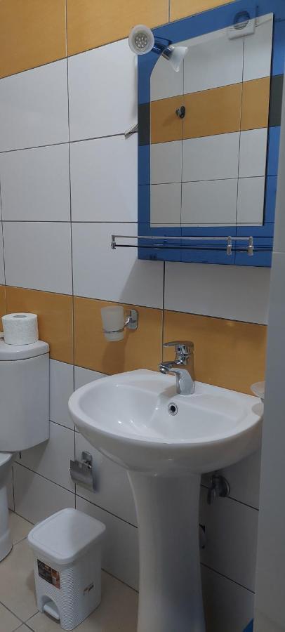 Apartment Tinka In Saranda Exterior foto